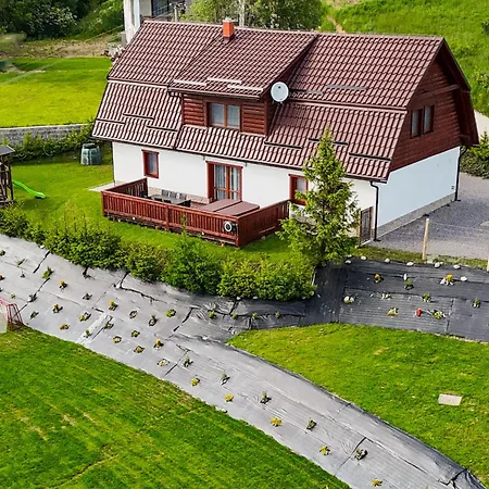 Mlyn Σαλέ Oravská Lesná